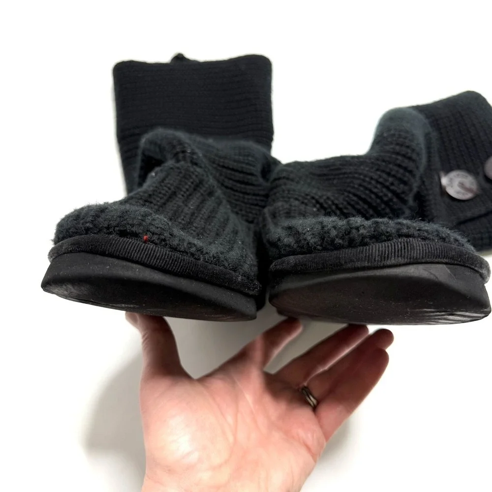 UGG Cardy Black Talk Knit Boots Women's size 7 Classic Three Buttons‎ Flaw 5819